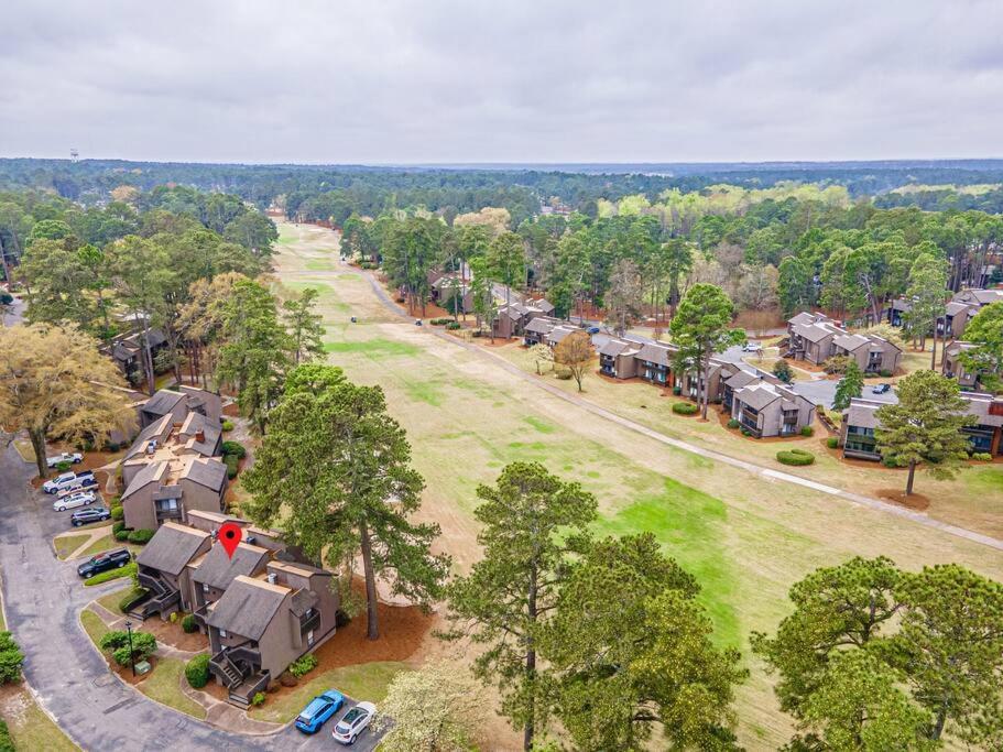 Caddy Shack On The 5 Apartment Pinehurst Exterior photo